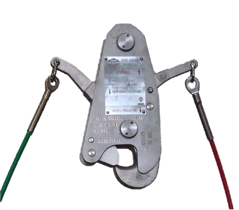 Combined automatic release hook CAR 35 - De Wolf Maritime Safety